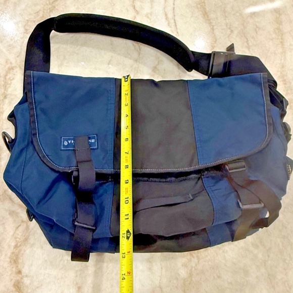 Timbuk2 San Francisco Messenger Bag Cordura Fabric; 19" Wide x 12" Tall; Blue - Picture 6 of 9